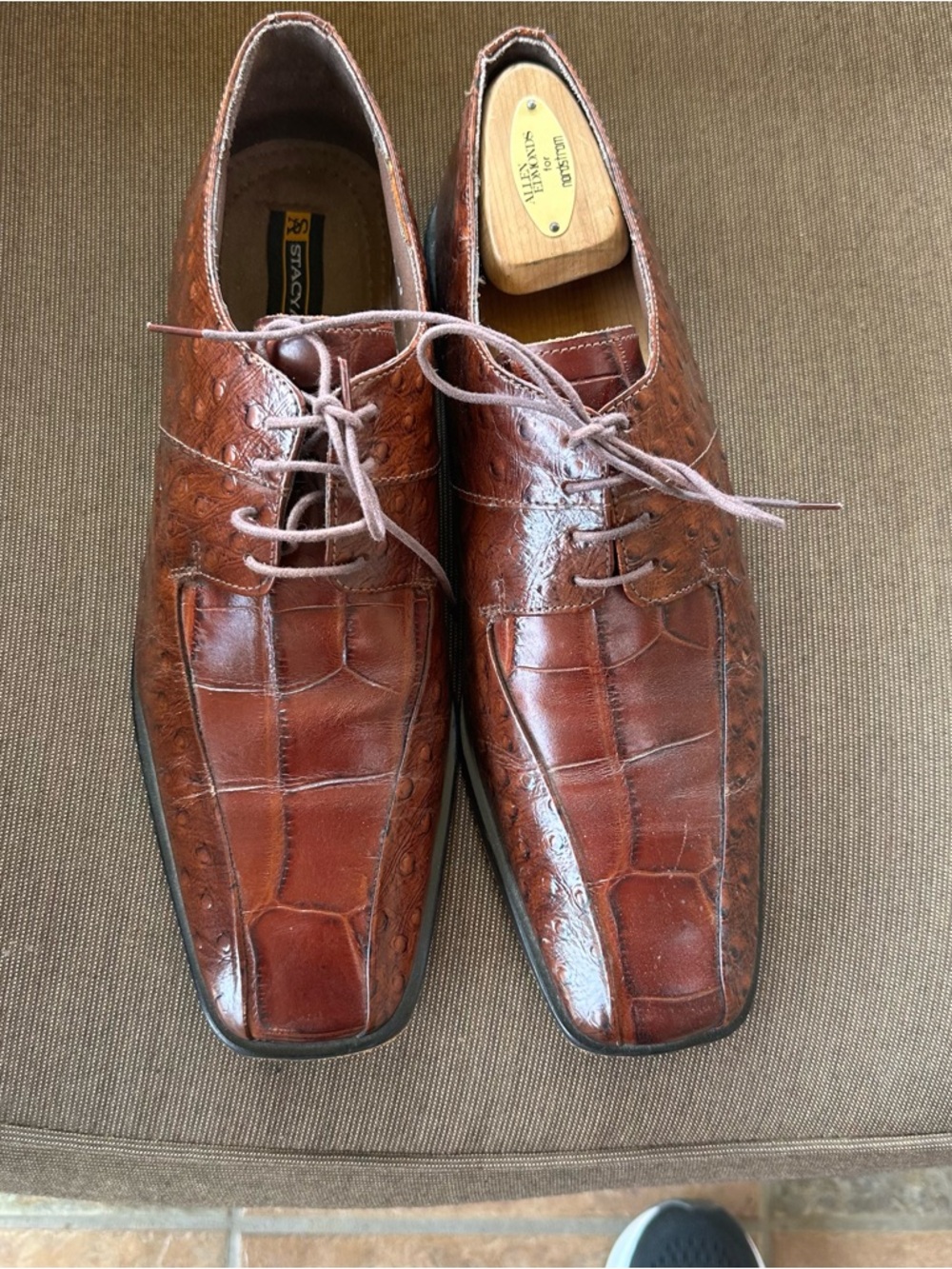 Stacy Adams Cognac Brown Croc-Embossed Leather Lace-Up Oxfords